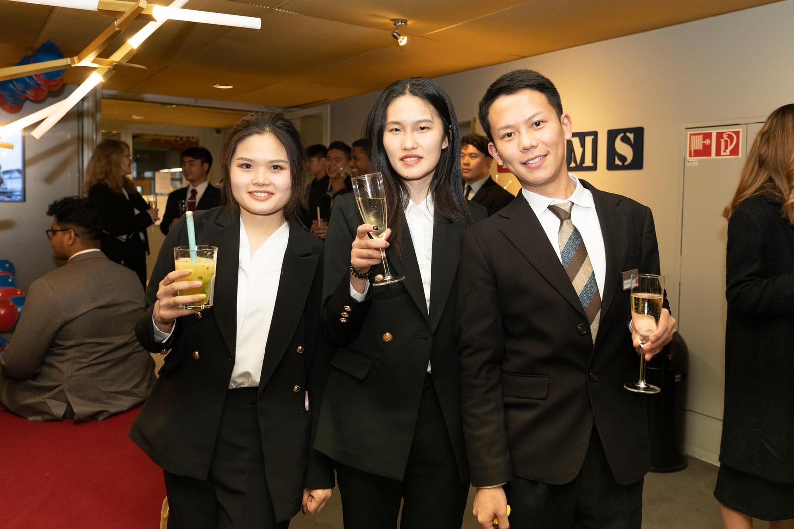 千万别来瑞士BHMS读酒店管理！