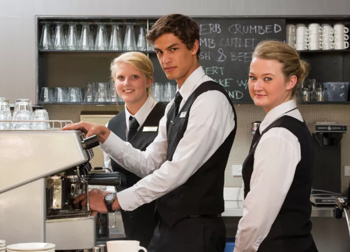 蓝山国际酒店管理学院卢拉校区 蓝山国际酒店管理学院卢拉校区